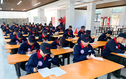 以賽促學(xué)，共同進(jìn)步