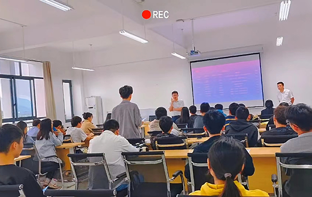 校企合作，提供就業(yè)崗位